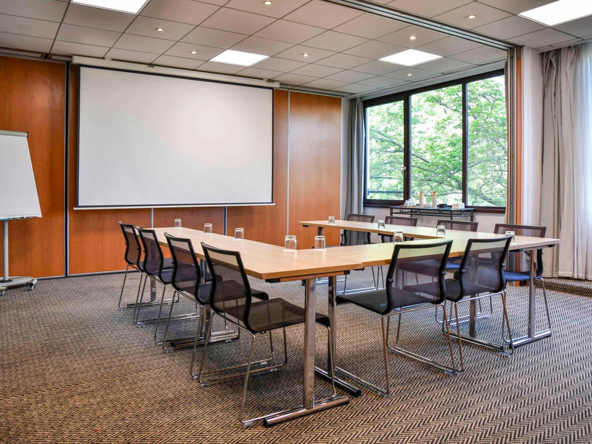 Novotel Paris Creteil Le Lac Εξωτερικό φωτογραφία